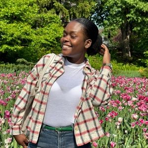 Meet your Posher, Christina